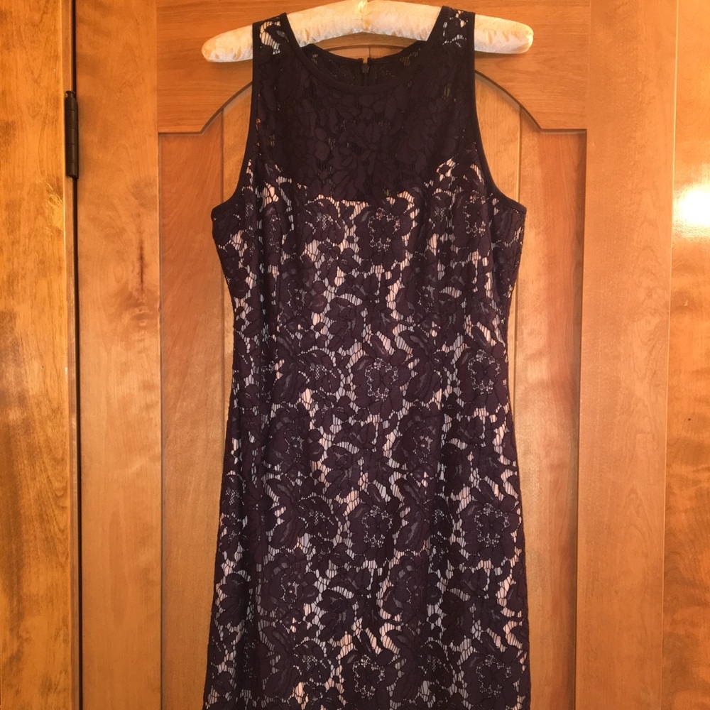 White House Black Market Dark Blue Lace Dress Sz 6